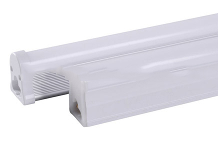 �չ�ƹ�6W 500LM 600MM�� T5LED�ƹ�һ�廯